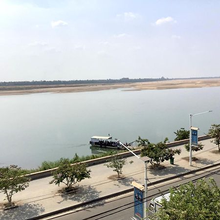 Le Tonle Hotel Kratie Exterior foto