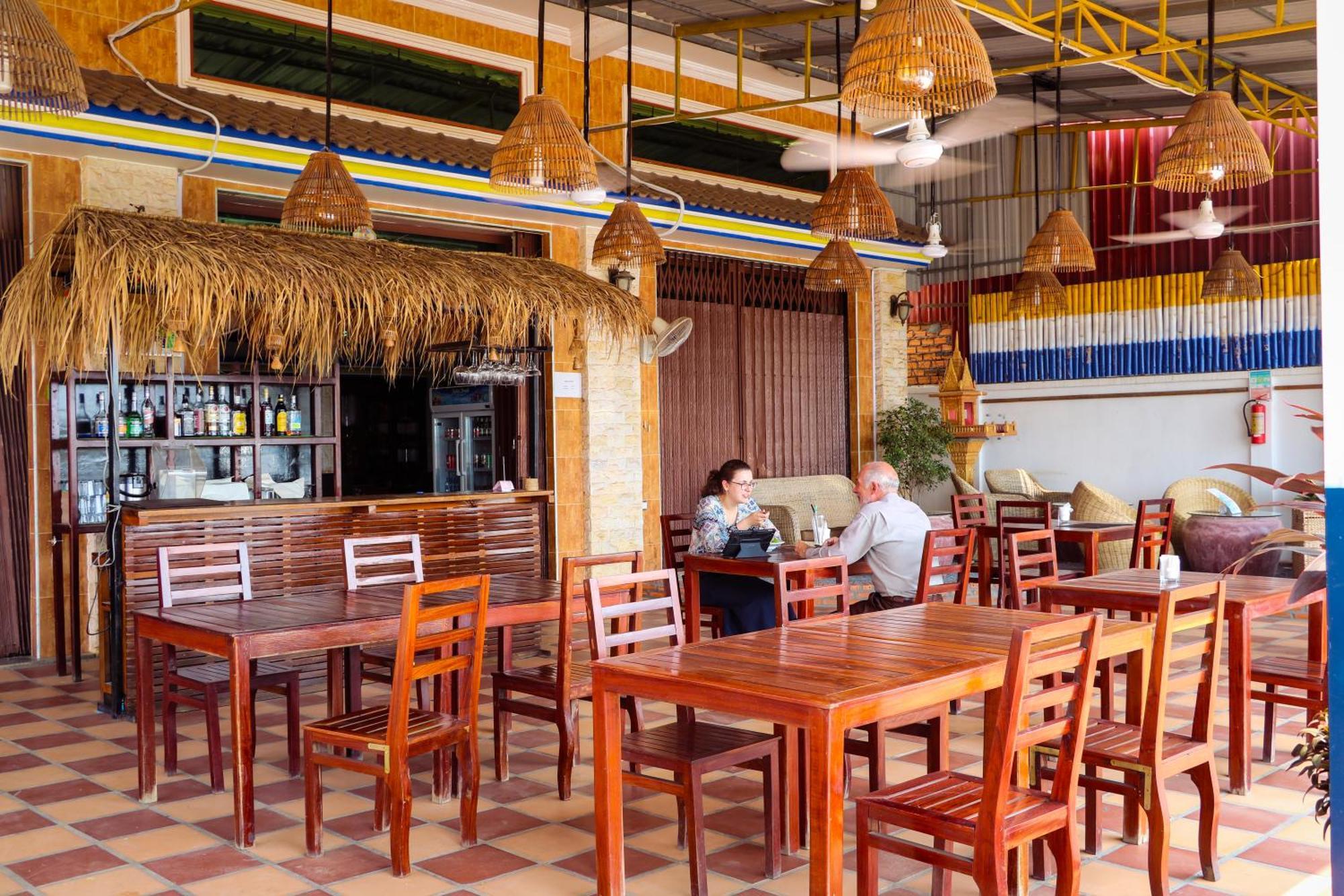 Le Tonle Hotel Kratie Exterior foto